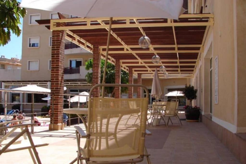 Lovely Apartment In Cabo Roig Near Beach Орихуела Екстериор снимка