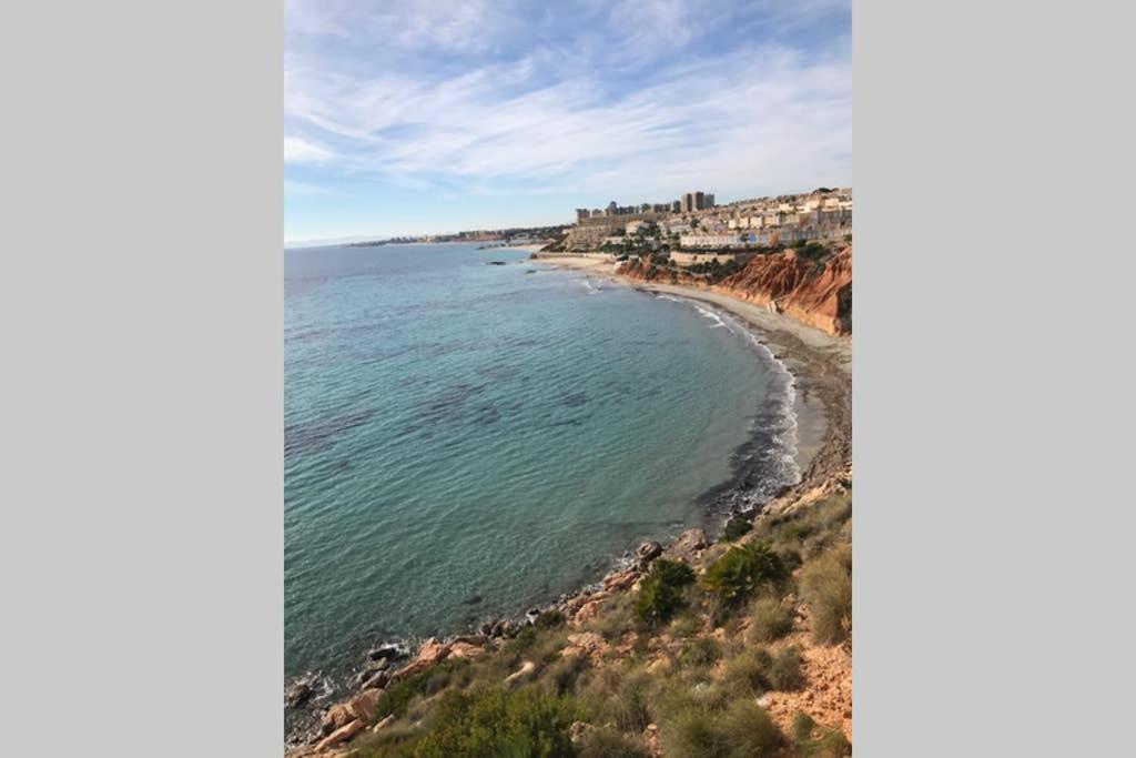 Lovely Apartment In Cabo Roig Near Beach Орихуела Екстериор снимка